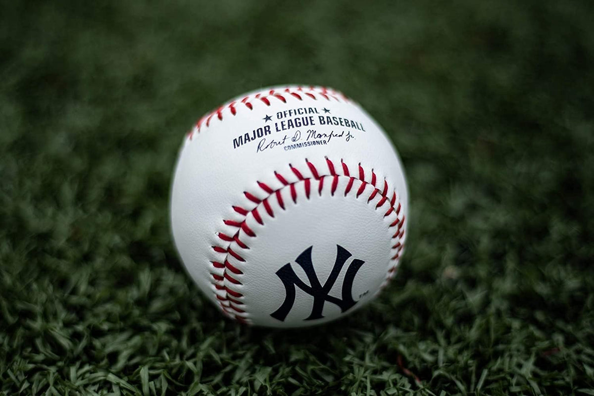 Rawlings | 2026 MLB Baseball with Team Logo | All 30 MLB Teams Available